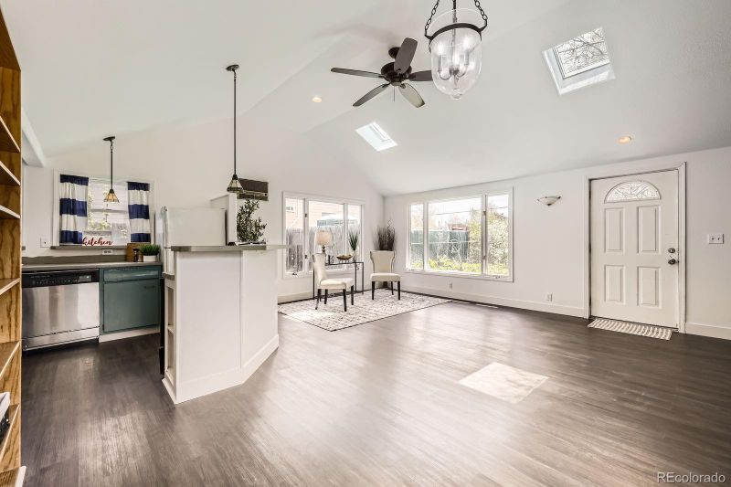 1115 W Quincy Ave, Englewood, CO 80110