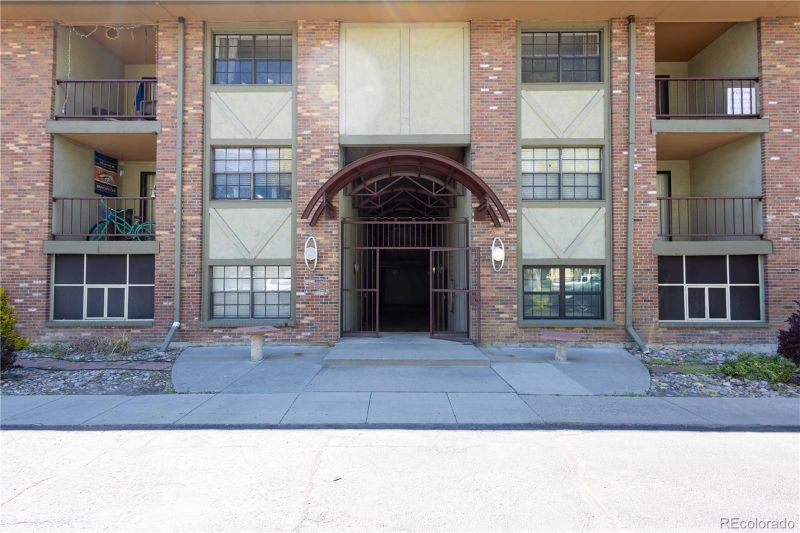 1021 Carr St #17, Lakewood, CO 80214