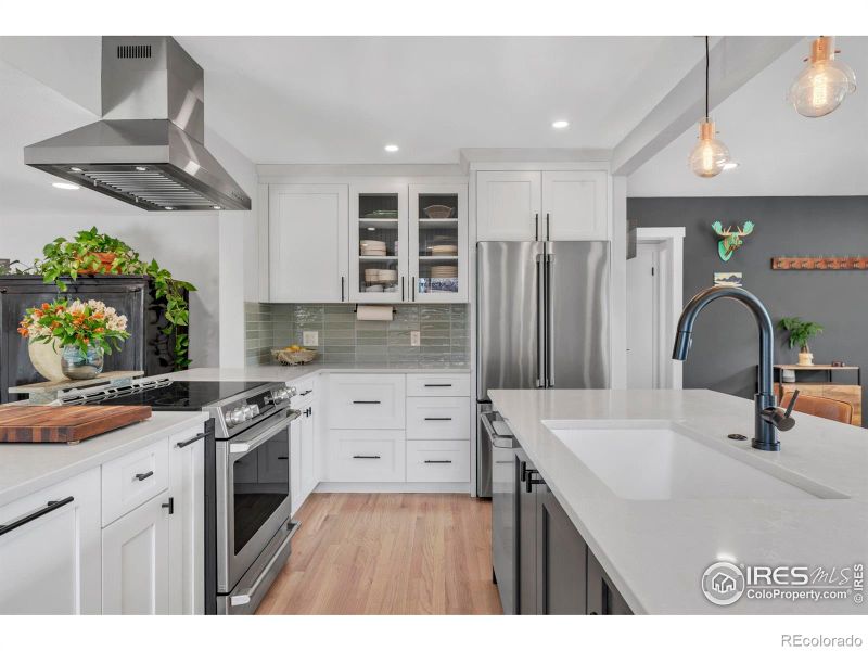 301 29th St, Boulder, CO 80305