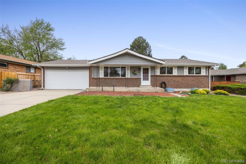 1185 Yank St, Golden, CO 80401