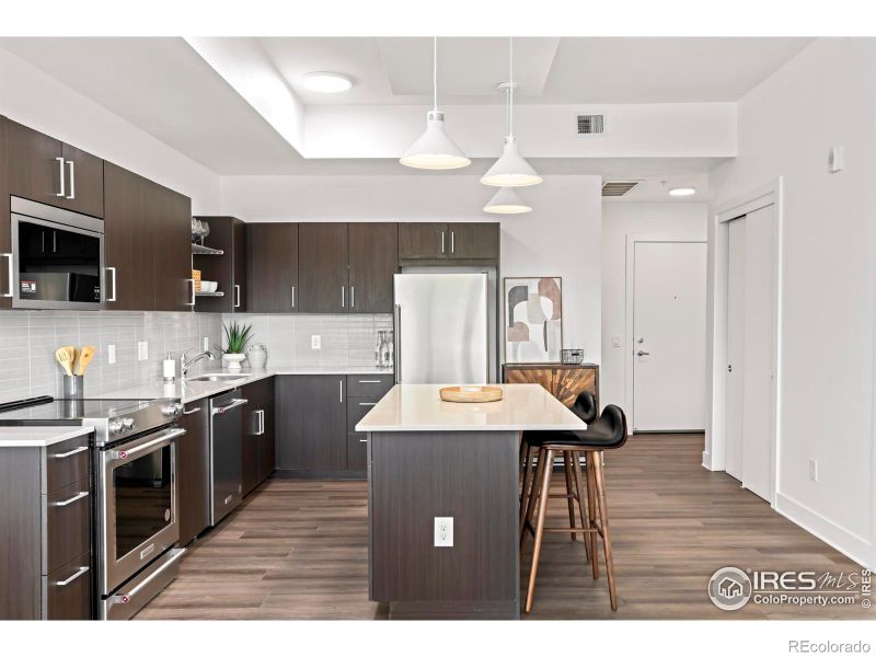 1707 Walnut St #205, Boulder, CO 80302