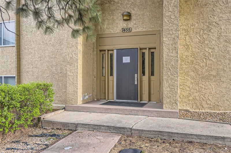 7455 E Quincy Ave #103, Denver, CO 80237