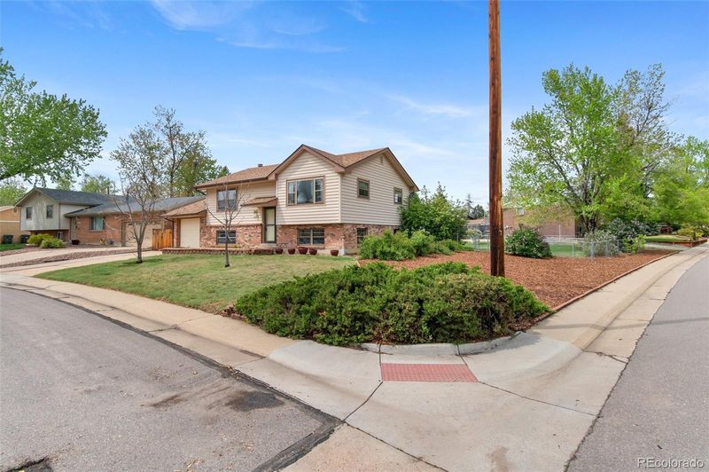 1549 Dean Dr, Northglenn, CO 80233