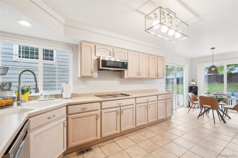 5129 Pasadena Way, Broomfield, CO 80023