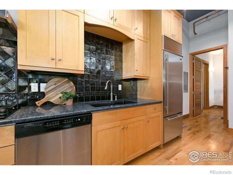 210 W Magnolia St #420, Fort Collins, CO 80521