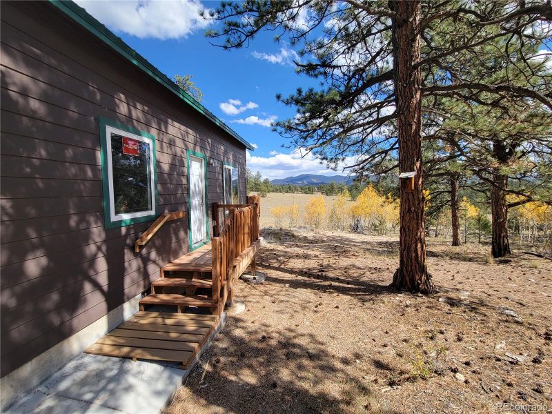 2115 Yellowstone Rd, Hartsel, CO 80449