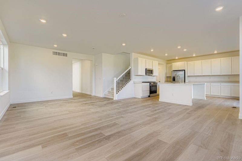 7735 S Cherokee Trl, Centennial, CO 80016