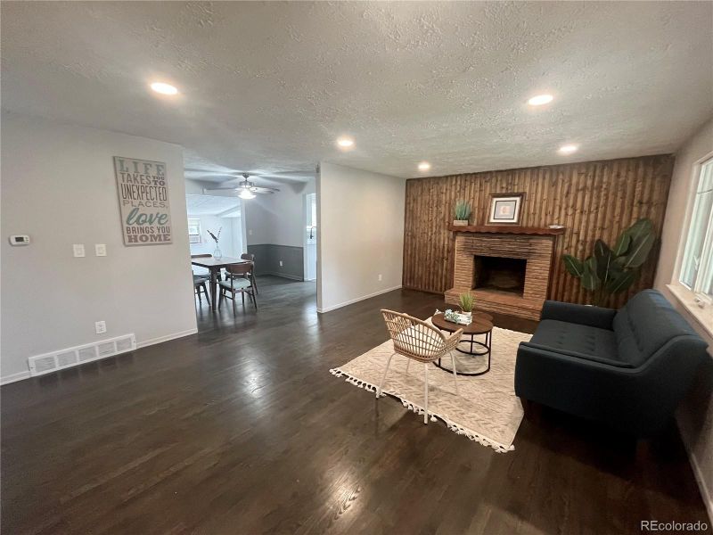 1088 Douglas Dr, Denver, CO 80221