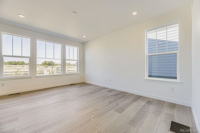 7743 S Cherokee Trl, Centennial, CO 80016