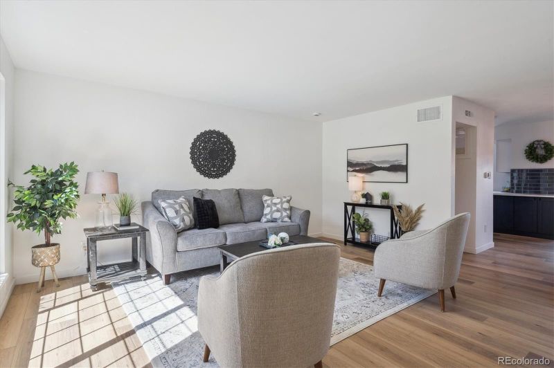 3855 S Monaco St #182, Denver, CO 80237