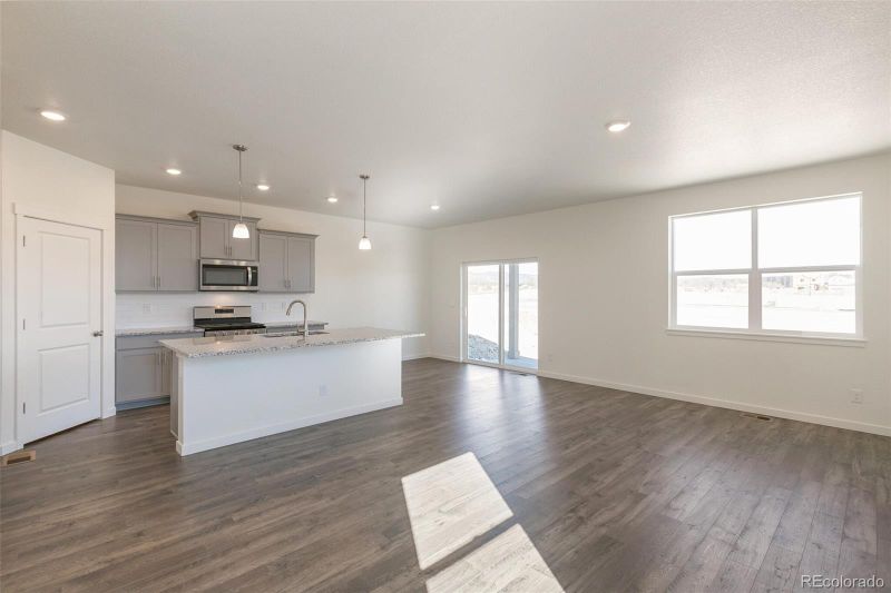 6737 Raven Ridge Ter, Colorado Springs, CO 80925