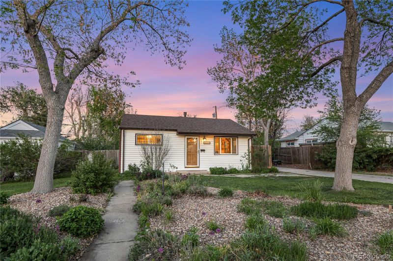 2666 S Green Ct, Denver, CO 80219