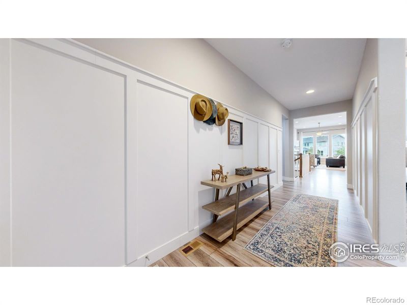 2137 Setting Sun Dr, Windsor, CO 80550