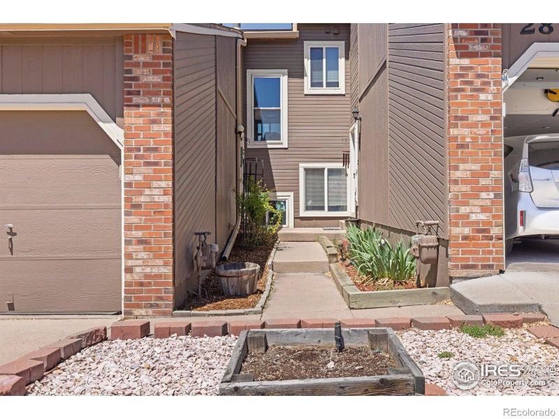 2875 W Davies Ave, Littleton, CO 80120