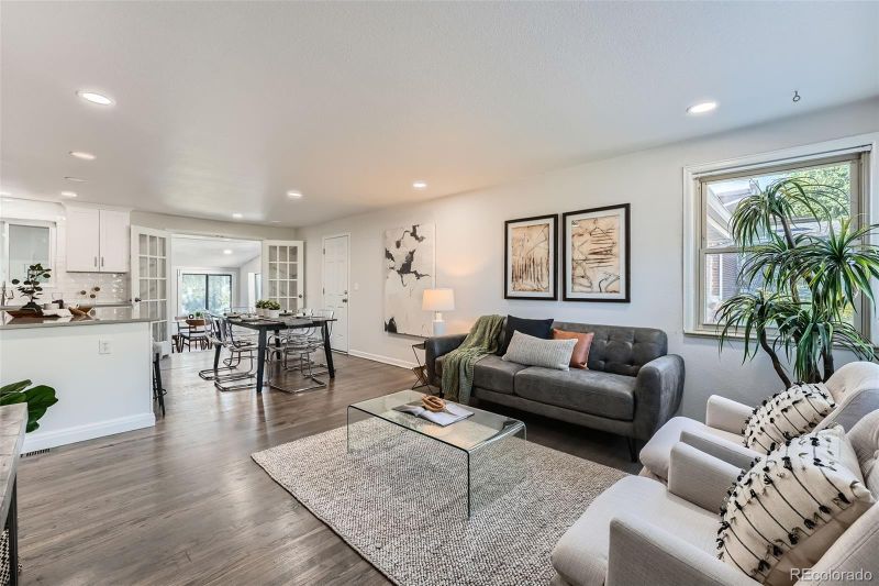 1926 S Yates St, Denver, CO 80219