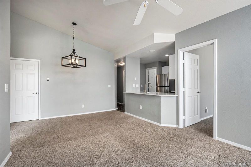 8777 E Dry Creek Rd #1426, Englewood, CO 80112