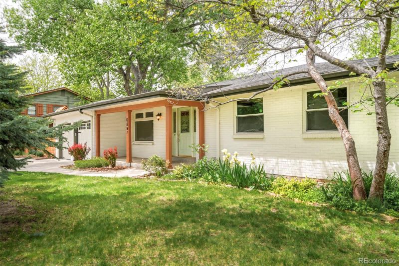 6891 W Eldorado Pl, Lakewood, CO 80227