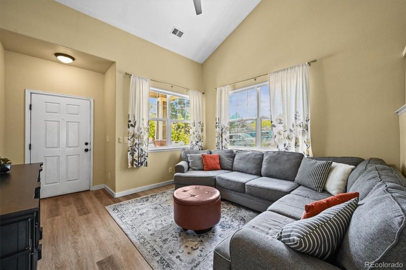 3928 Miners Candle Dr, Castle Rock, CO 80109