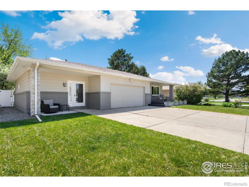 215 Maple Ct, Windsor, CO 80550