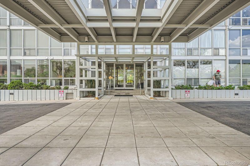 3100 E Cherry Creek South Dr #404, Denver, CO 80209