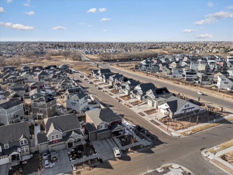 21901 E 42nd Pl, Aurora, CO 80019