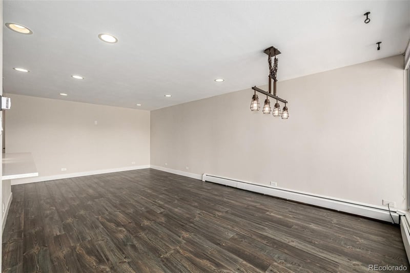 955 Eudora St #207E, Denver, CO 80220