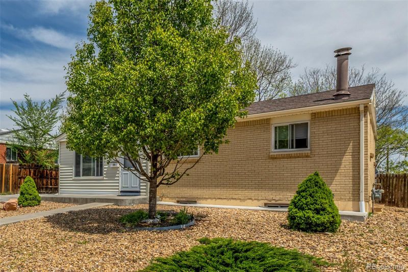 7828 Florado St, Denver, CO 80221