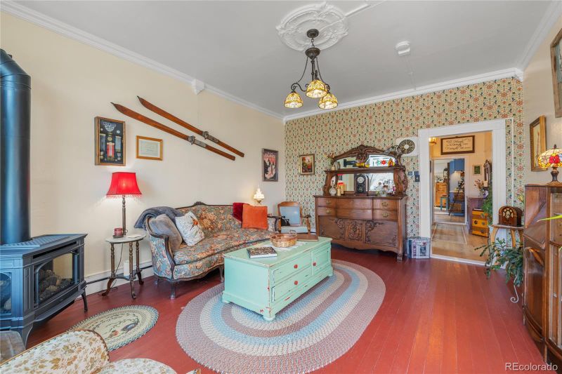 521 E 5th St, Leadville, CO 80461