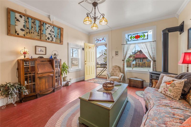 521 E 5th St, Leadville, CO 80461