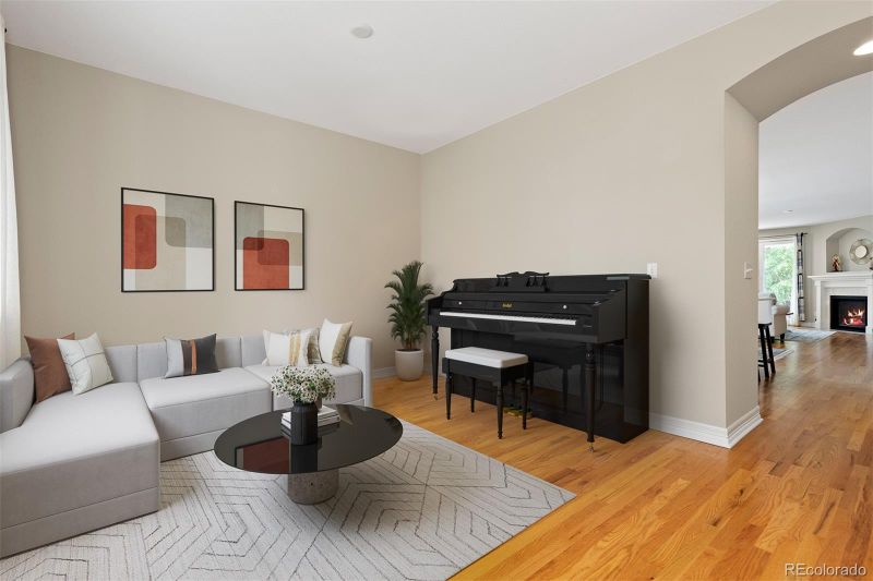 6520 S Newcastle Way, Aurora, CO 80016