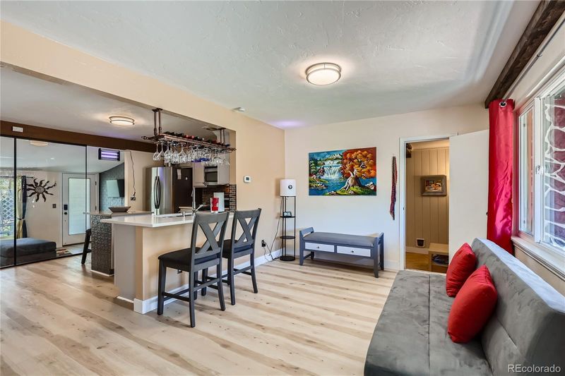 1701 Kingston St, Aurora, CO 80010
