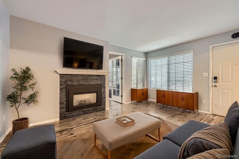 836 S Vance St #D, Lakewood, CO 80226