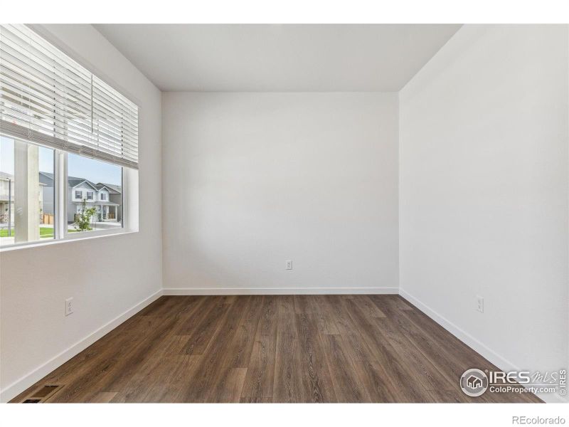 312 Hummingbird Ln, Johnstown, CO 80534