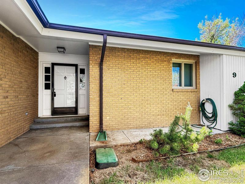 915 Holly Dr, Sterling, CO 80751
