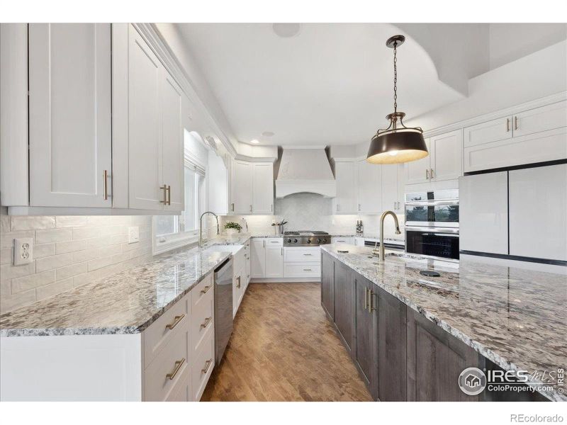 3958 Aerie Ln, Fort Collins, CO 80528