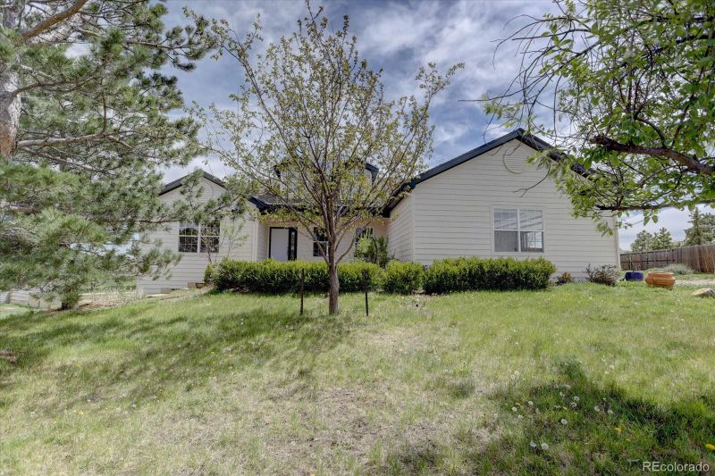 34544 Columbine Trl W, Elizabeth, CO 80107