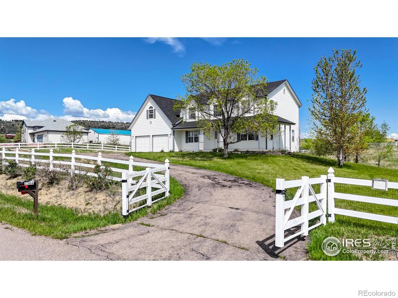 5306 Foothills Dr, Berthoud, CO 80513