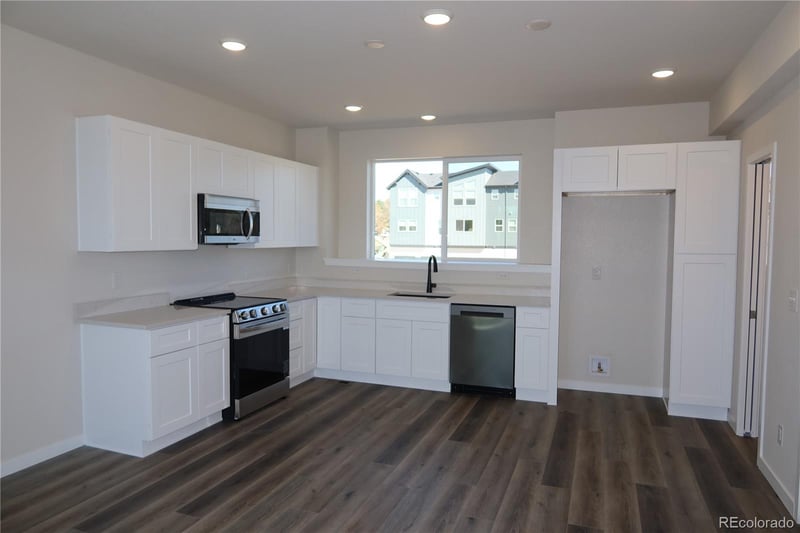 11958 W 57th Pl, Arvada, CO 80002