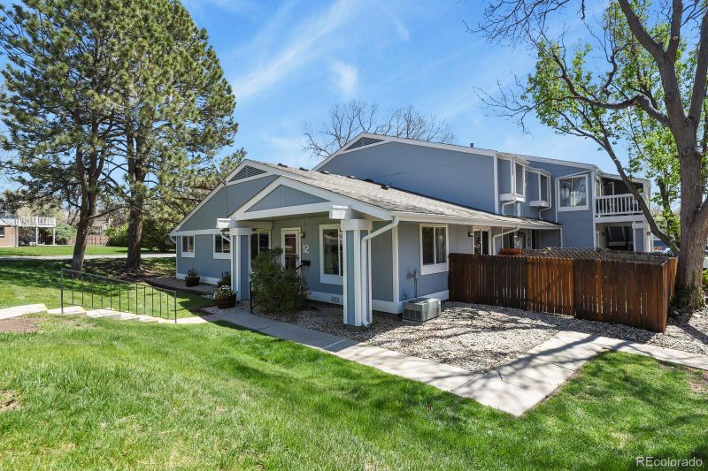 2557 S Dover St #12, Lakewood, CO 80227