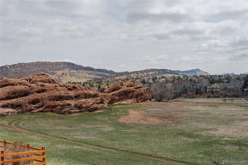 116 Willowleaf Dr, Littleton, CO 80127