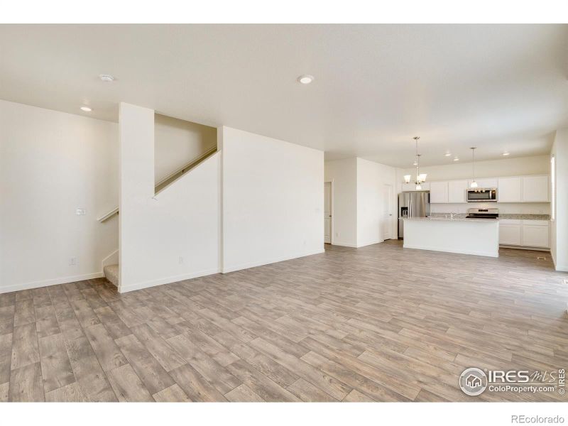332 Hummingbird Ln, Johnstown, CO 80534