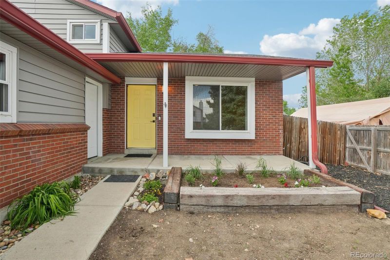 6337 W 68th Pl, Arvada, CO 80003