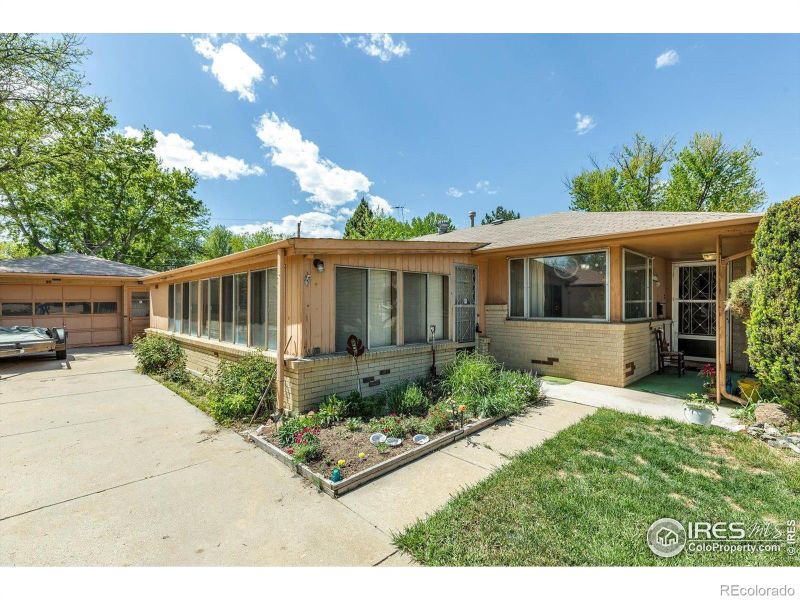 1235 Lincoln St, Longmont, CO 80501