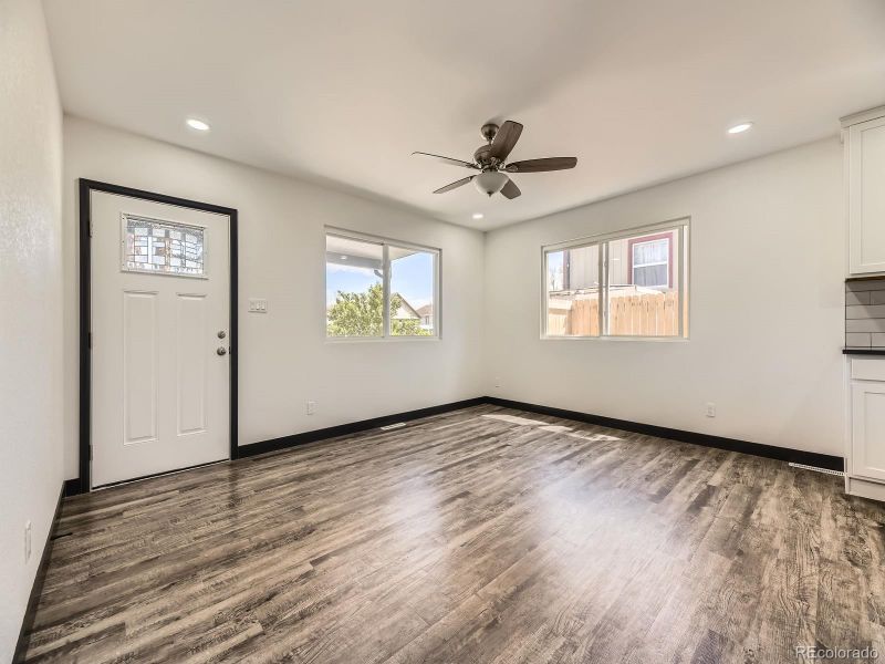 655 S Osceola St, Denver, CO 80219