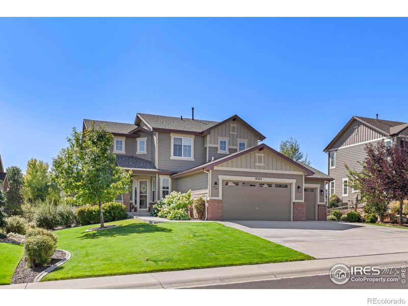 8265 Blackwood Dr, Windsor, CO 80550