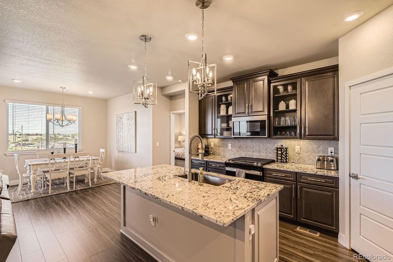 476 Silver Rock Trl, Castle Rock, CO 80104