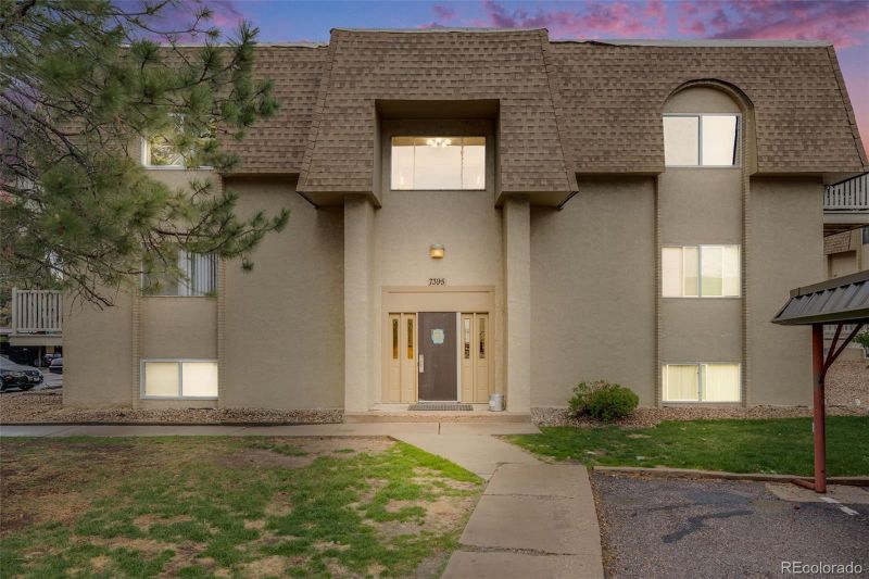 7395 E Quincy Ave #206, Denver, CO 80237