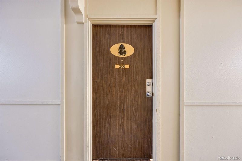 7395 E Quincy Ave #206, Denver, CO 80237