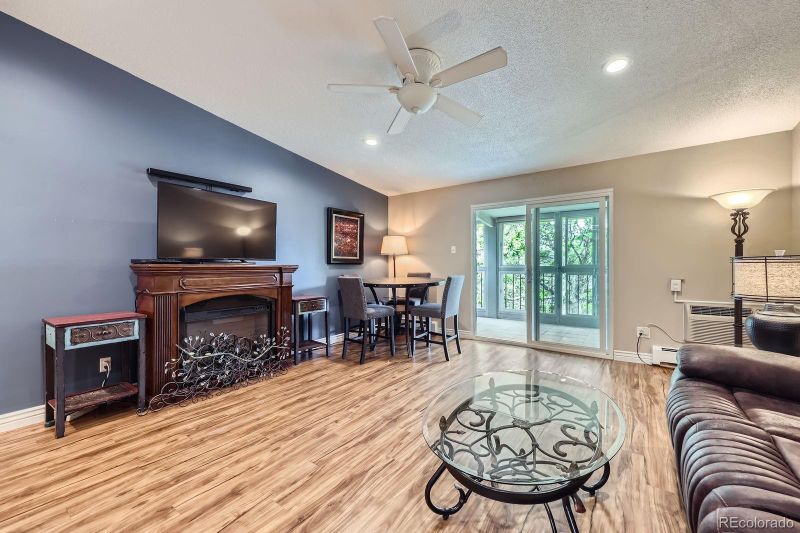 3022 S Wheeling Way S #410, Aurora, CO 80014