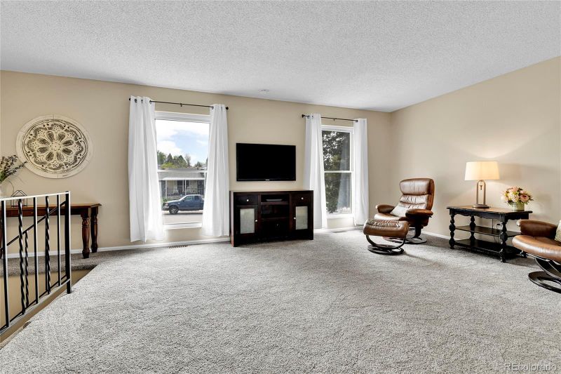 16025 E Warren Pl, Aurora, CO 80013